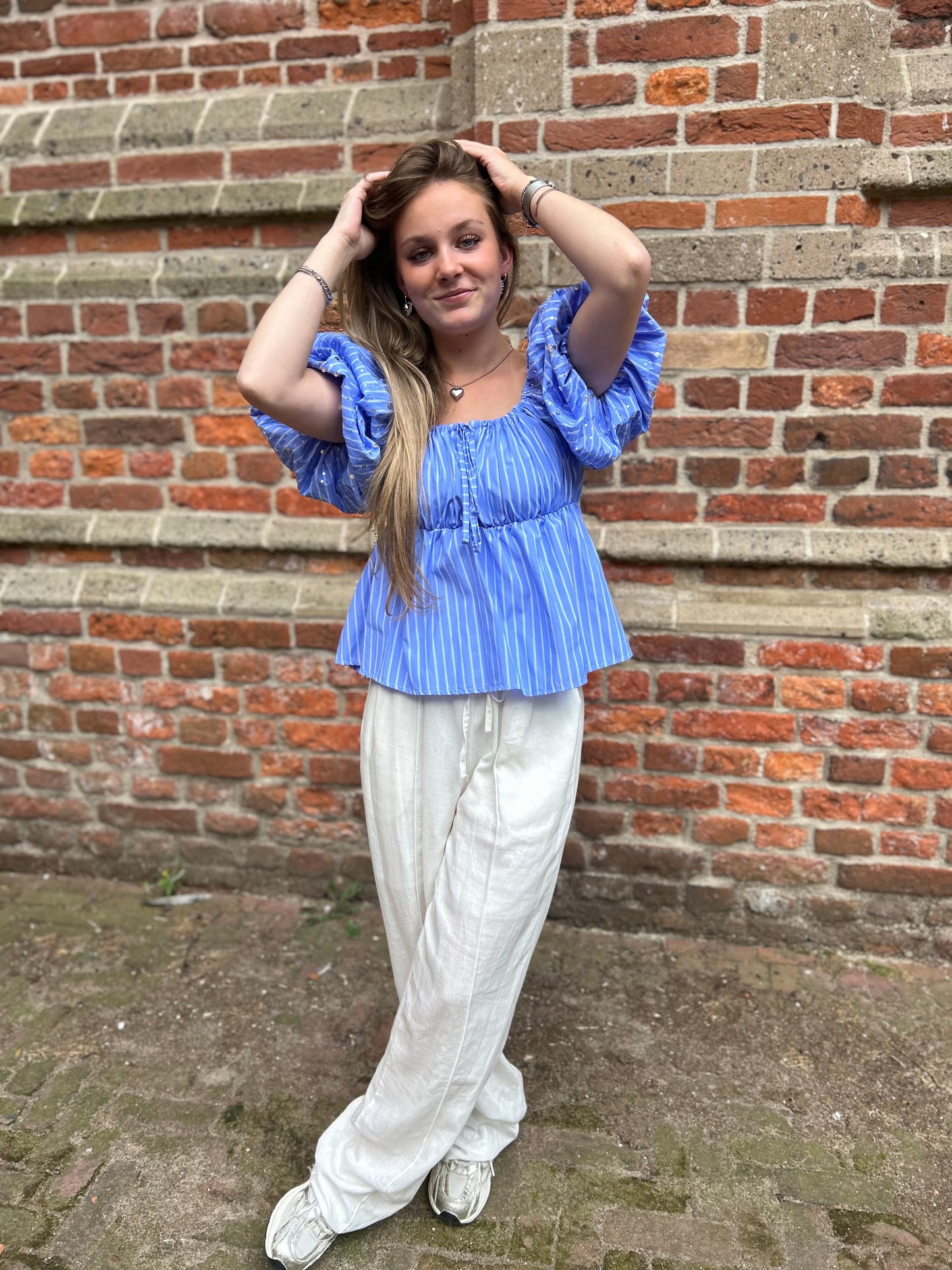 Ambika Top Glamour