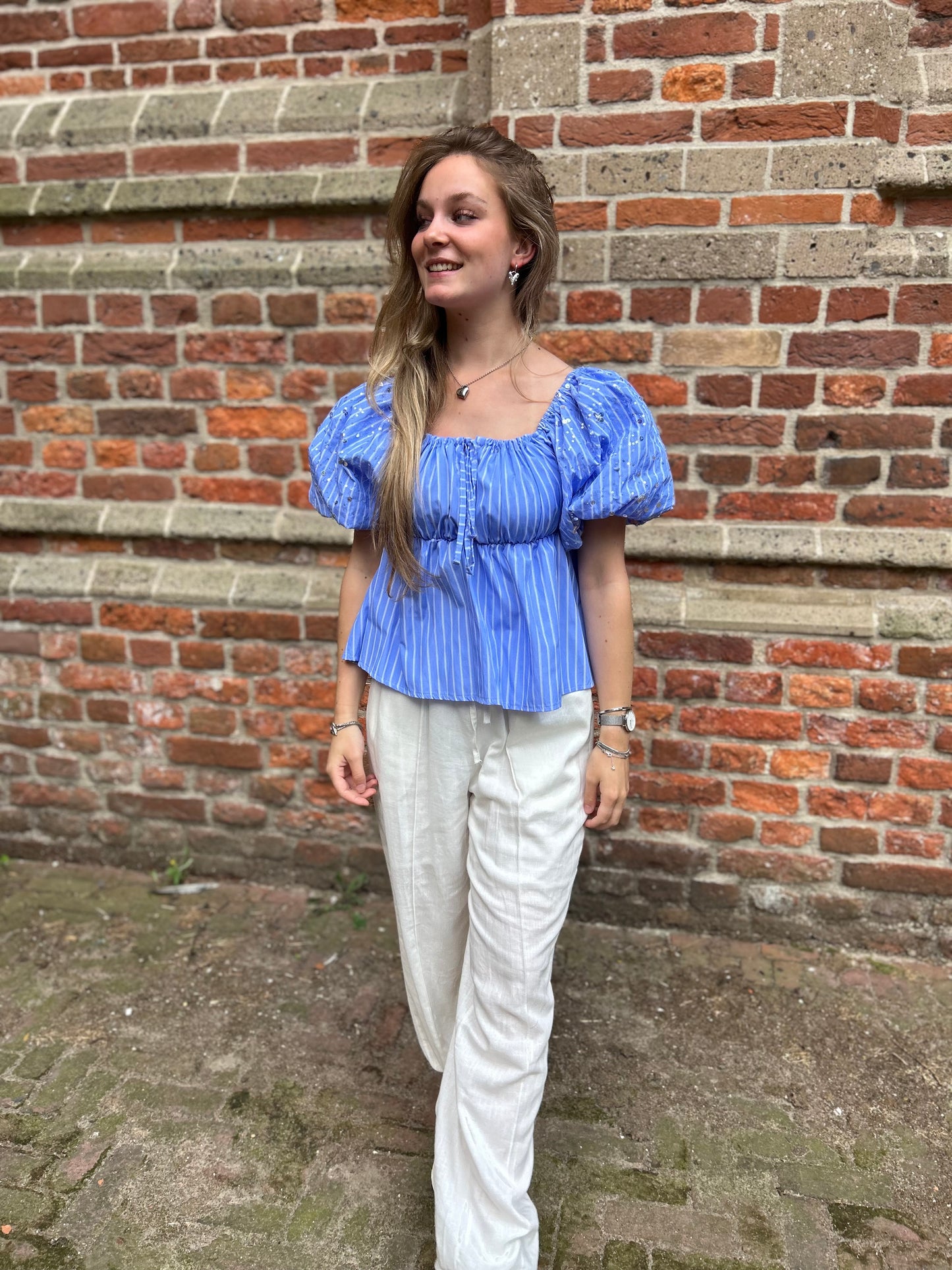 Ambika Top Glamour