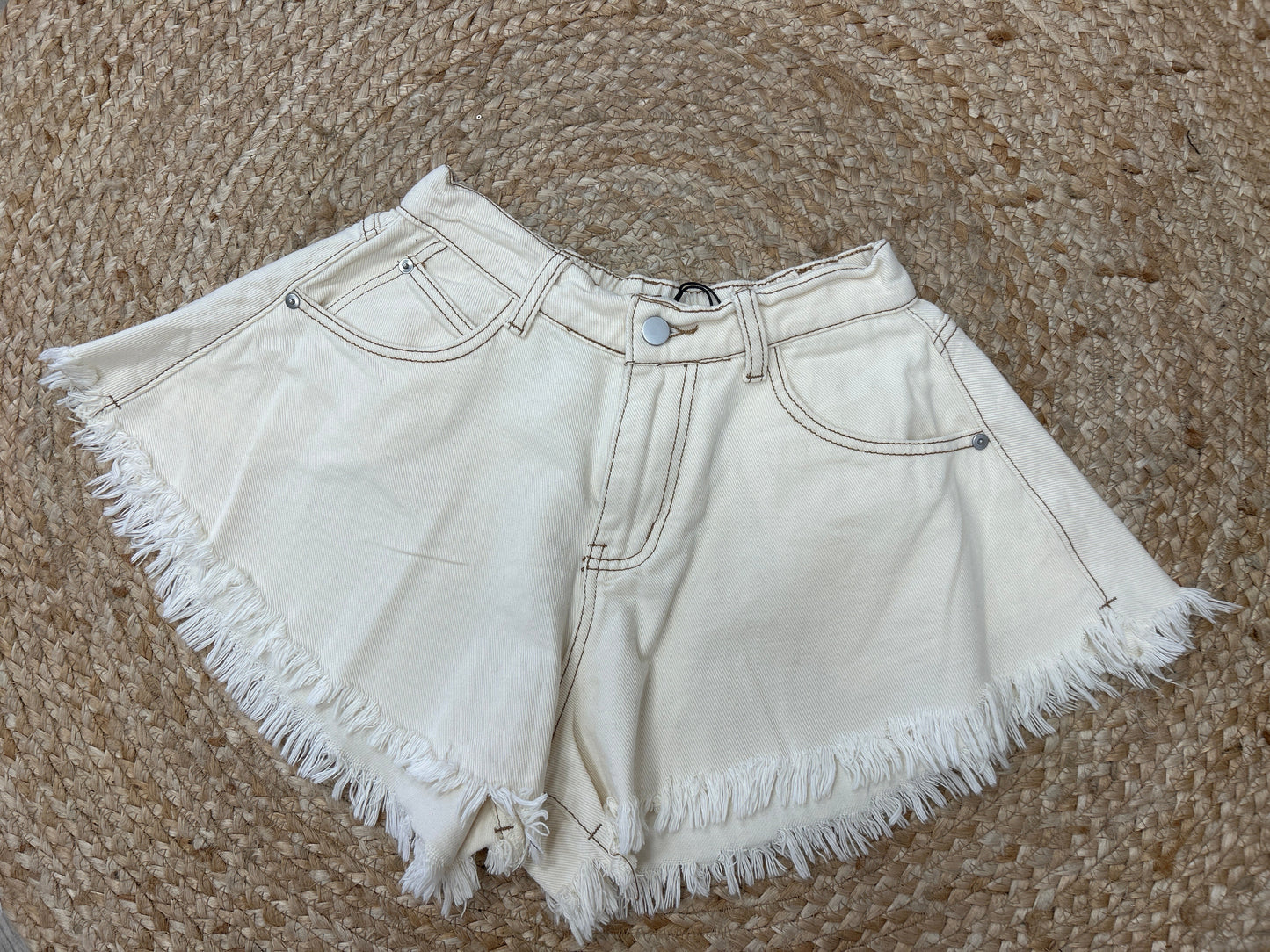 Short Bella - Beige